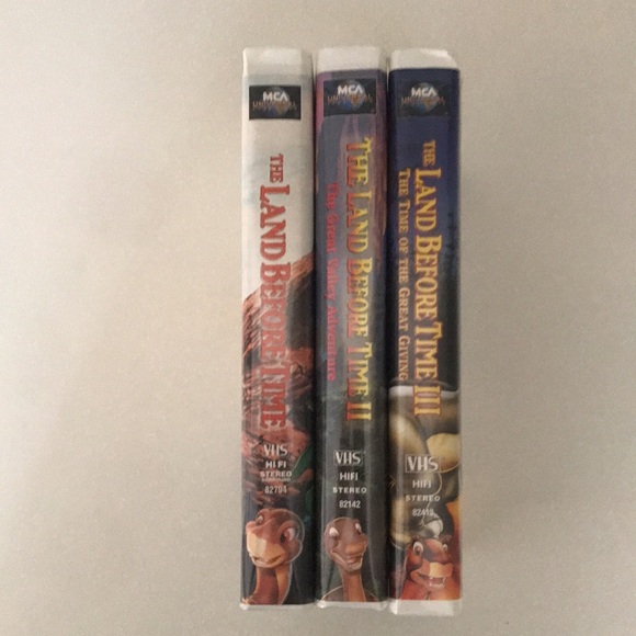 VHS movies: The Land Before Time I,II, and III. - Picture 3 of 9